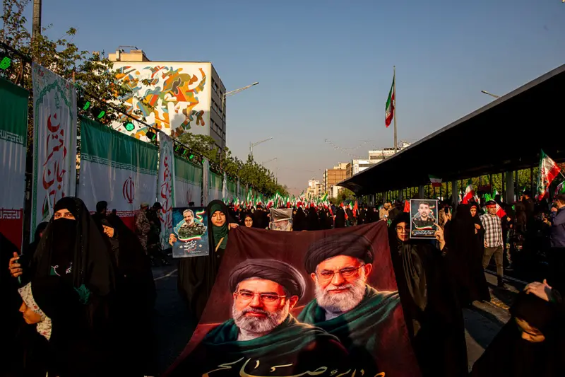 ایرانی بحریہ دشمنوں کو ’نئی شکستوں کا مزا چکھانے‘ کے لیے تیار ہے: مجتبیٰ خامنہ ای کا تحریری پیغام