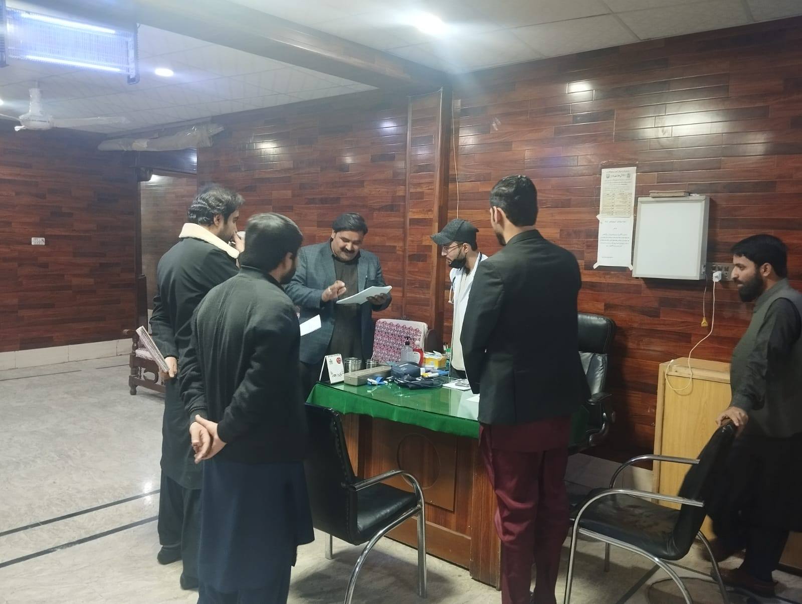 بلوچستان ہیلتھ کیئر کمیشن کی کوئٹہ و خضدار میں کارروائیاں، اسپتالوں اور طبی مراکز کی رجسٹریشن و معیارات کی جانچ