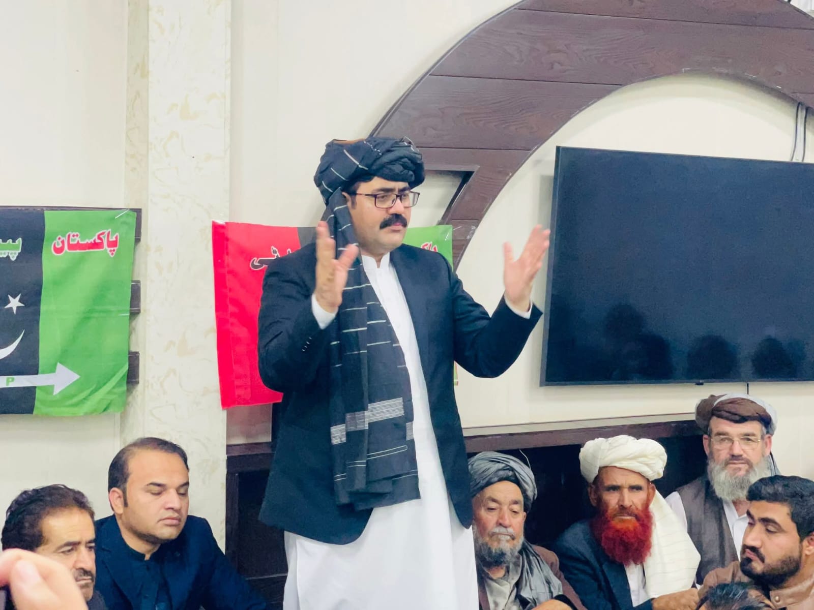 یومِ الفتح کی مناسبت سے پیپلز علاقائی سیکرٹریٹ میں پروقار تقریب، صوبائی وزیر صحت بخت محمد کاکڑ کا خطاب