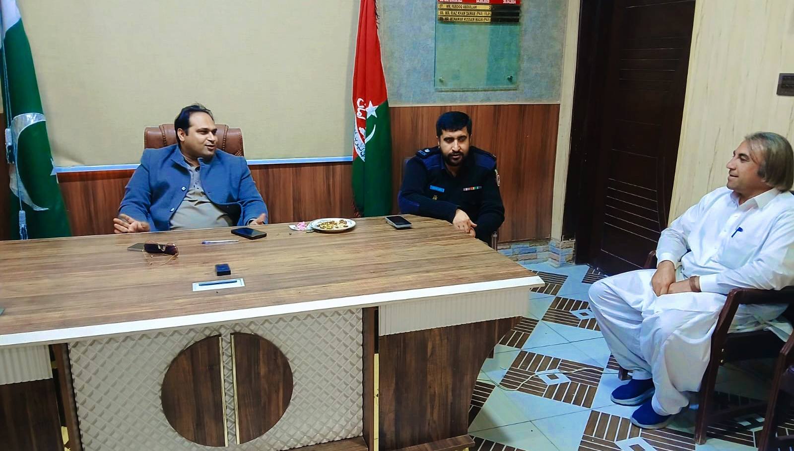 ڈپٹی کمشنر قلعہ عبداللہ سے پیپلزپارٹی کے وفد کی ملاقات ،مختلف امور پرتبادلہ خیال