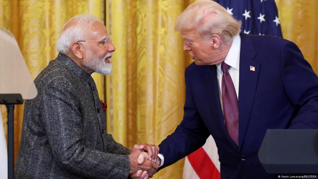 مودی ’ٹرمپ کے سامنے کٹھ پتلی‘ بنے ہوئے ہیں، بھارتی اپوزیشن