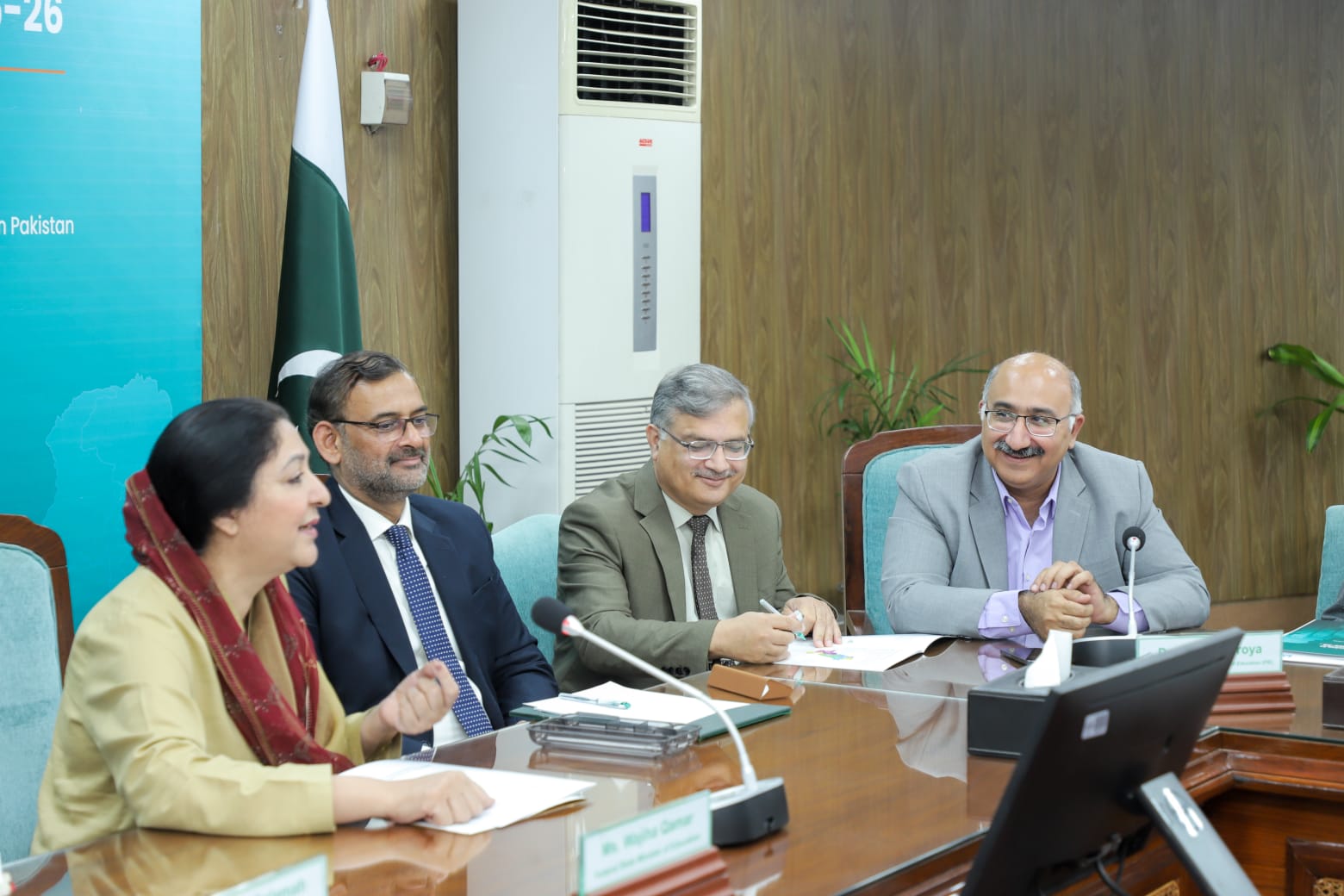 ایجوکیشن رپورٹ جاری: تعلیمی اخراجات میں 72 فیصد اضافہ، 25 ملین بچوں کو سکول لانے کے لئے جی ڈی پی کا 4 سے 6 فیصد مختص کرنے اور وسائل کی منصفانہ تقسیم کی تجویز