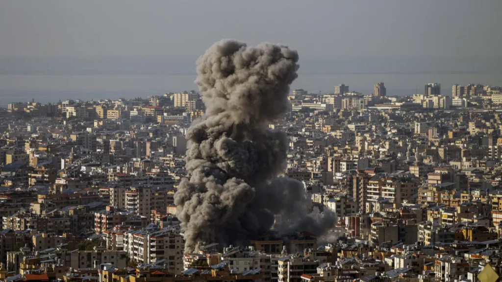 لبنان میں اسرائیلی فضائی حملوں میں 11 افراد شہید، 32 زخمی