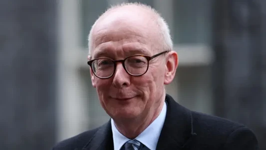 ایران پر امریکہ اور اسرائیل کا حملہ نیٹو کی جنگ نہیں: برطانوی وزیر